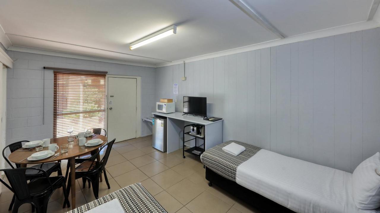 Castlereagh Lodge Motel Coonamble Esterno foto
