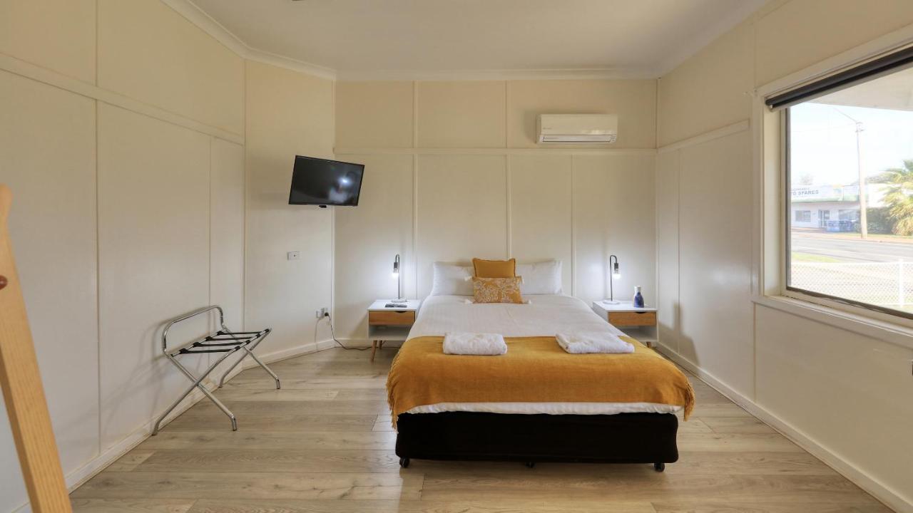 Castlereagh Lodge Motel Coonamble Esterno foto