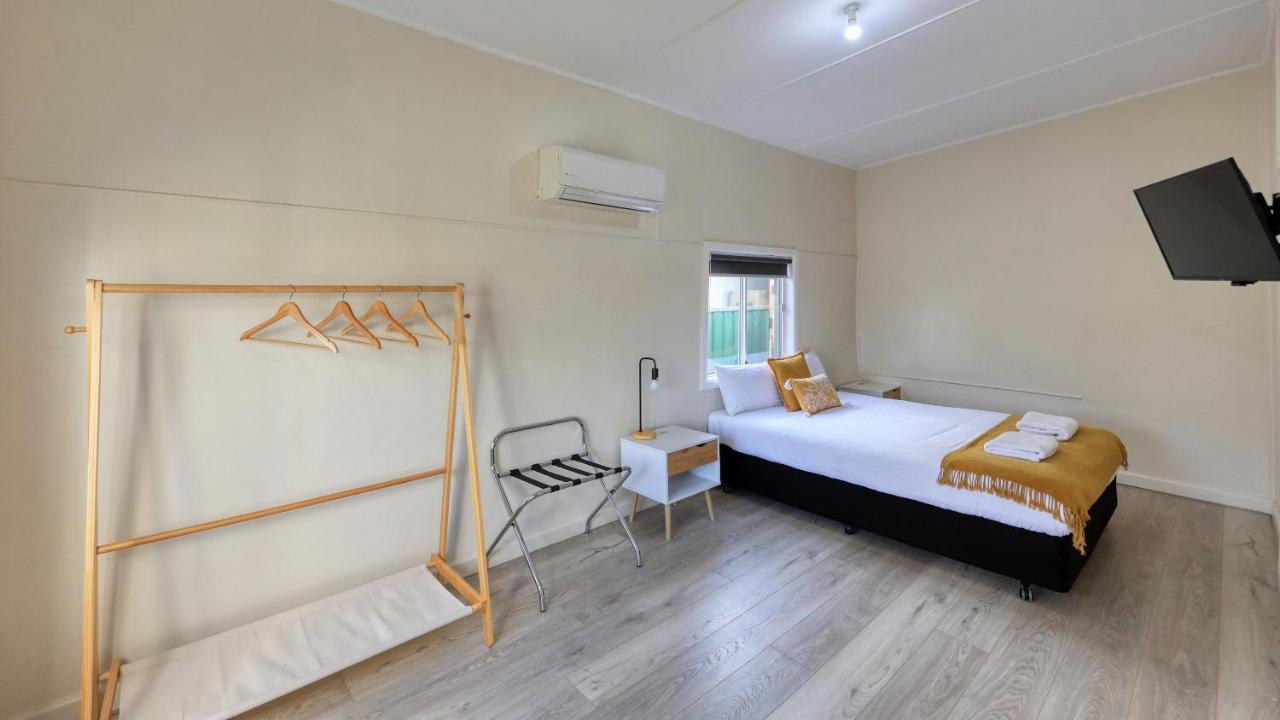 Castlereagh Lodge Motel Coonamble Esterno foto