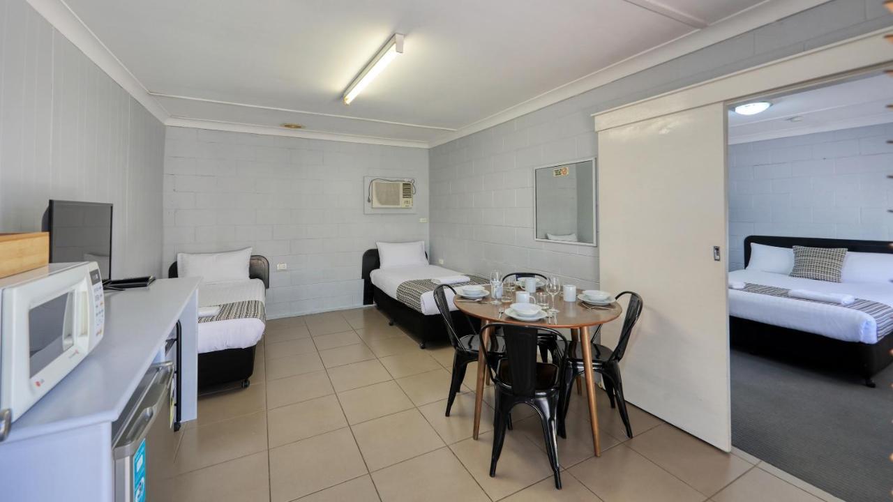 Castlereagh Lodge Motel Coonamble Esterno foto